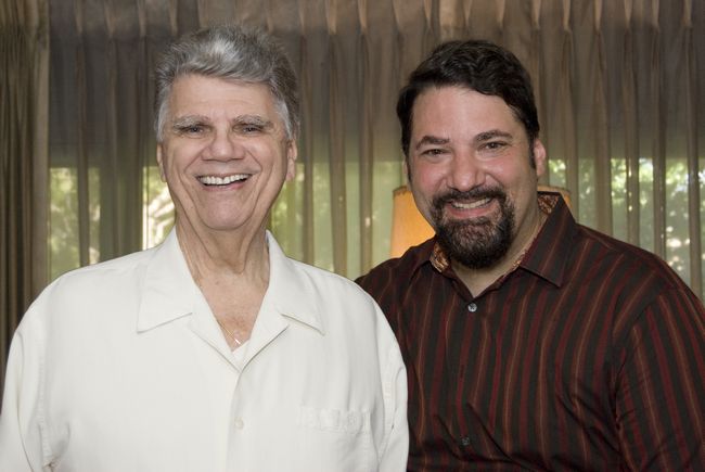 [Oinoe - a tribute to the Icarians from Southern California by Hollywood Greeks]